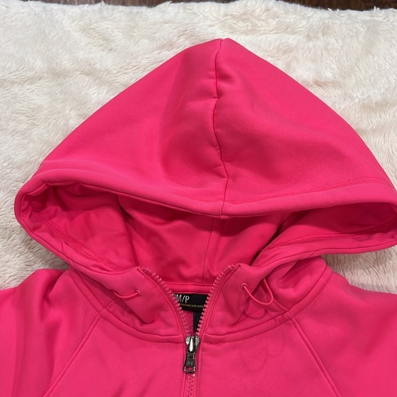 Under Armour Semi-fitted storm Full Zip jacket- Hot Pink small - Picture 2 of 8